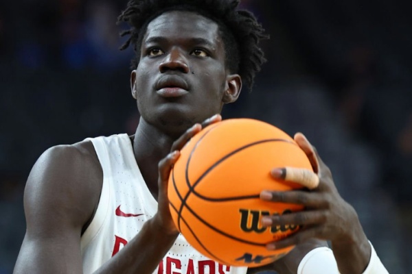 公牛签下穆哈马杜-盖耶，训练营名单达20人，年轻化进程加速